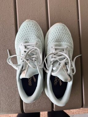 Women’s brooks adrenaline 24GTS